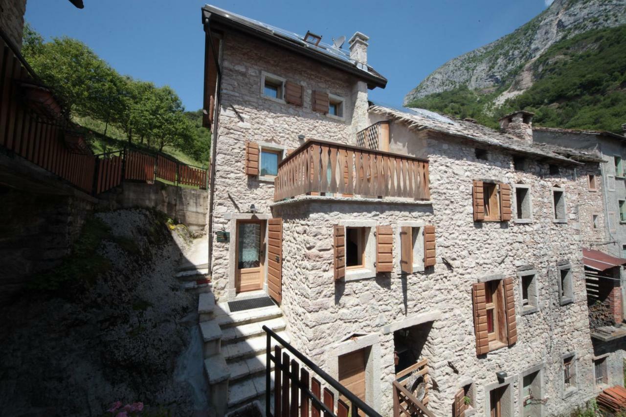 Albergo Diffuso Valcellina E Val Vajont In Casso Екстериор снимка
