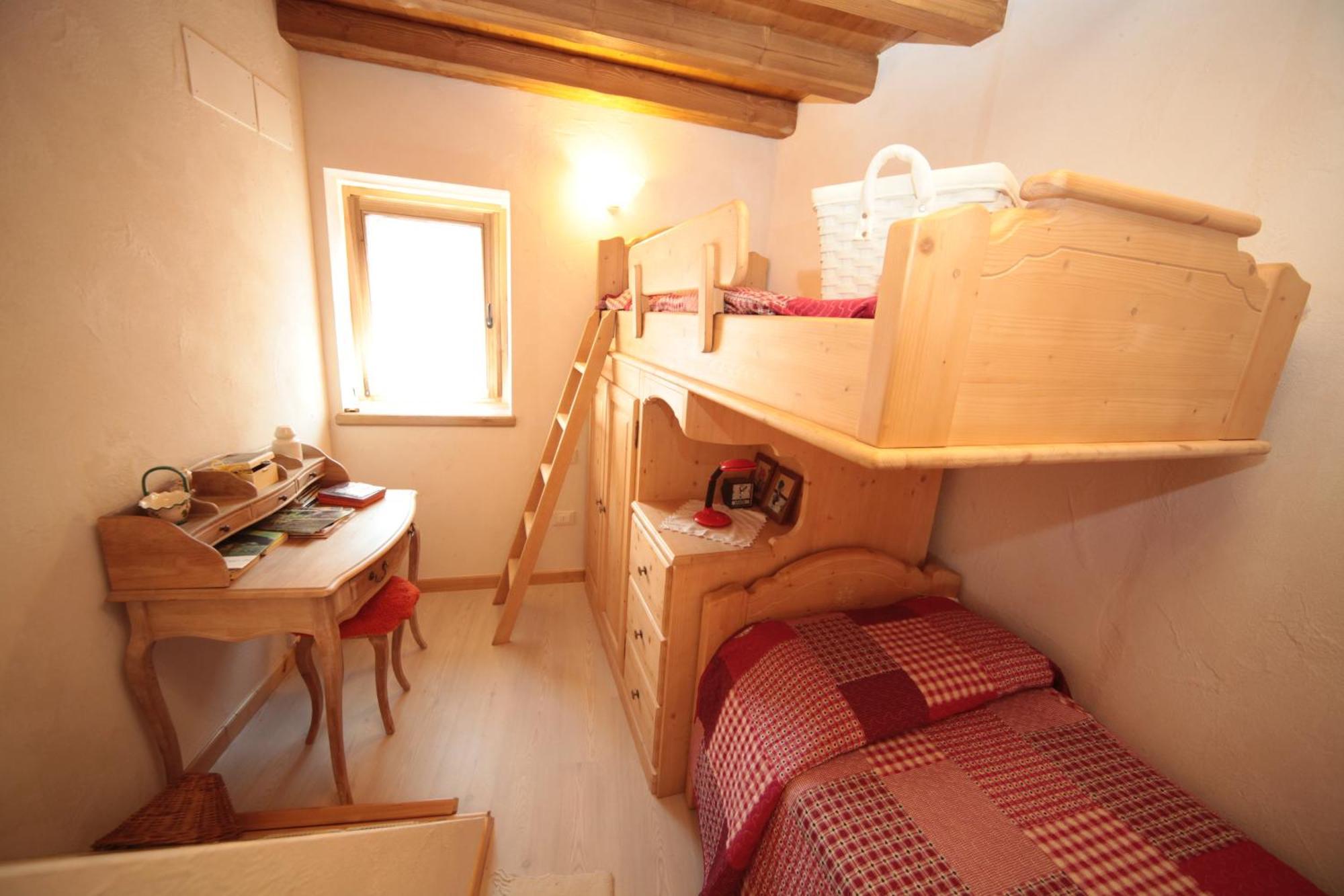 Albergo Diffuso Valcellina E Val Vajont In Casso Екстериор снимка