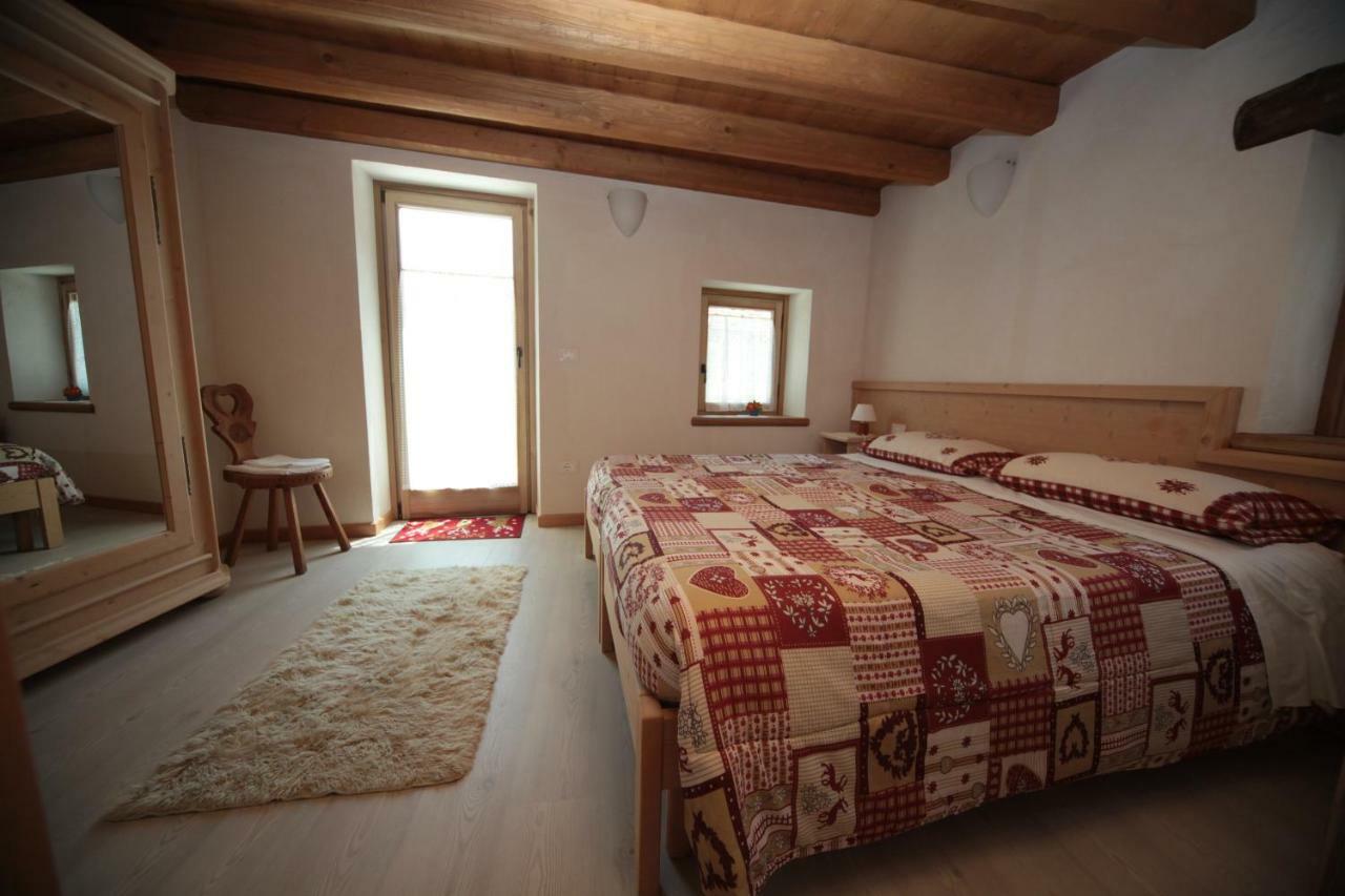 Albergo Diffuso Valcellina E Val Vajont In Casso Екстериор снимка